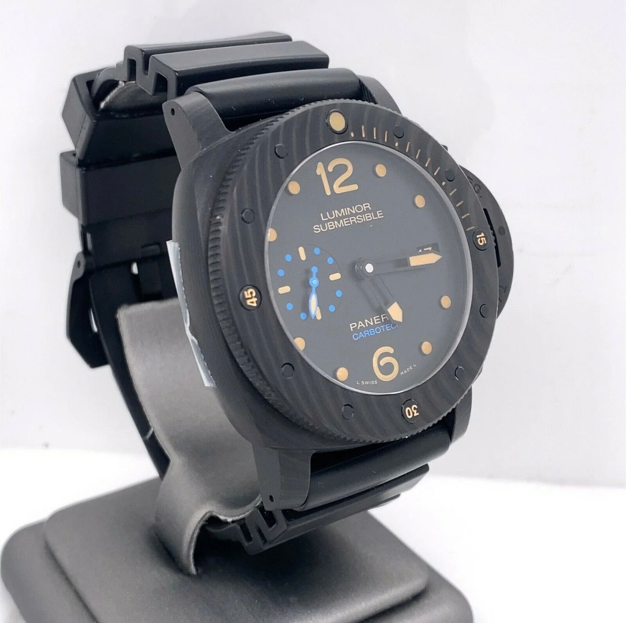 Panerai Submersible Carbotech™ PAM 616 | 47mm